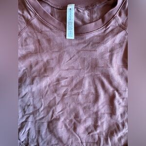 Athleta workout shirt